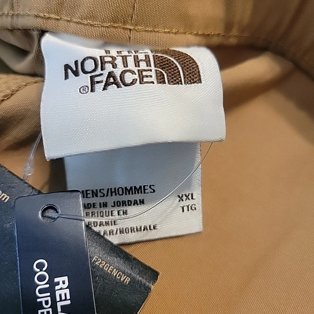 NWT The North Face Mens Utility Brown Cargo Shorts Belted Size XXL‎